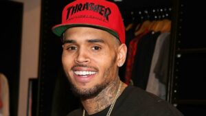 Chris Brown – Press Me Lyrics