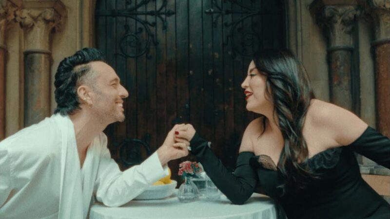 mabel matiz aşkın nur yengi iki satır yara şarkı sözleri