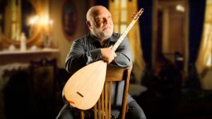 Musa Eroğlu – Felek Çakmağını Üstüme Çaktı Şarkı Sözleri