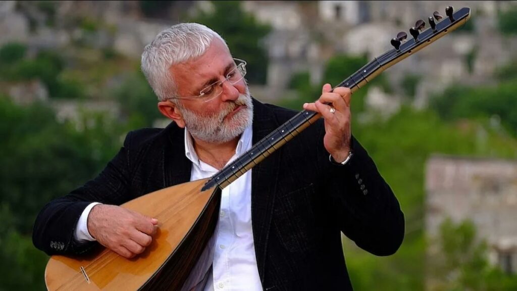 Onur Akın – Seviyorum Seni video