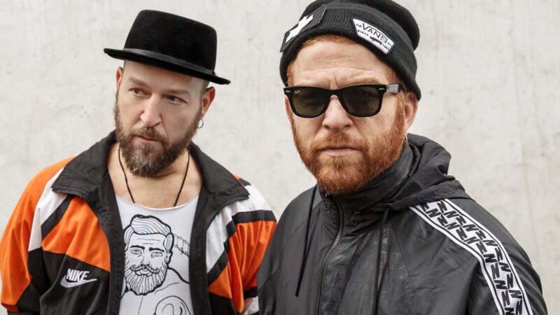 Athena – Senden Benden Bizden Şarkı Sözleri