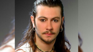 Barış Akarsu – Gözlerin (Yalancı Yarim) Şarkı Sözleri