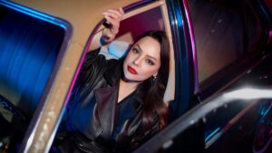 Ebru Gündeş – Dünden Beri Şarkı Sözleri