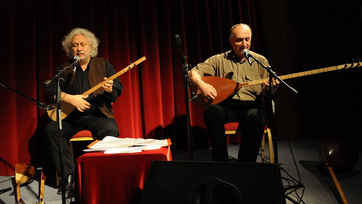 Erkan Oğur & İsmail Hakkı Demircioğlu – Zahit Bizi Tan Eyleme Şarkı Sözleri