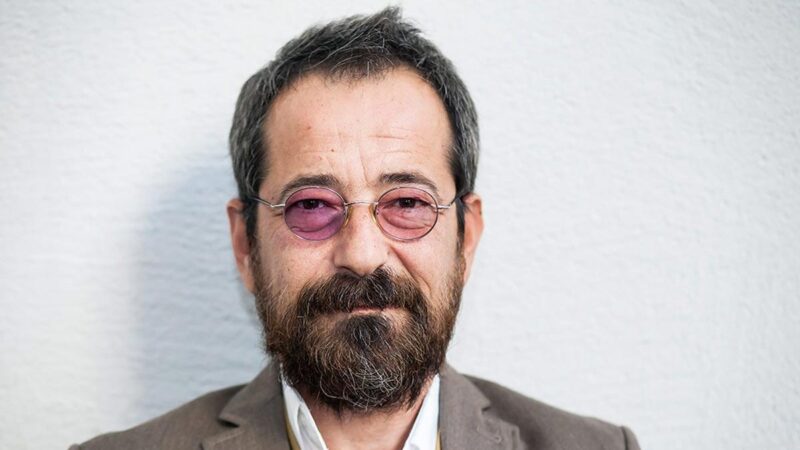 Feridun Düzağaç – Alev Alev Şarkı Sözleri