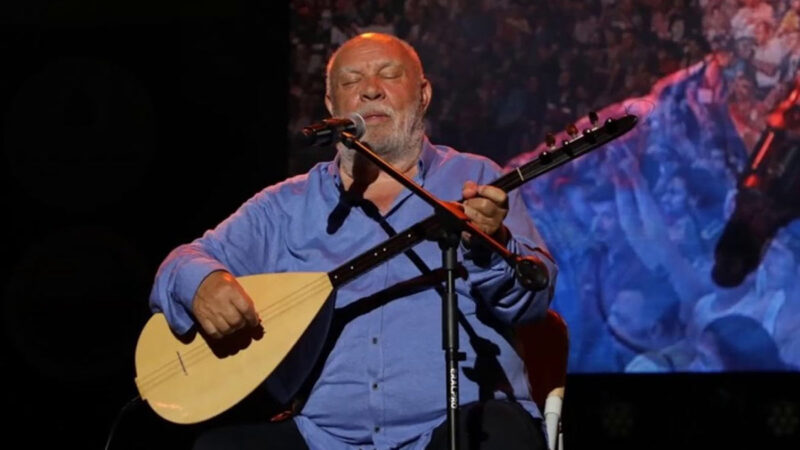 Musa Eroğlu – Yolun Sonu Görünüyor Şarkı Sözleri