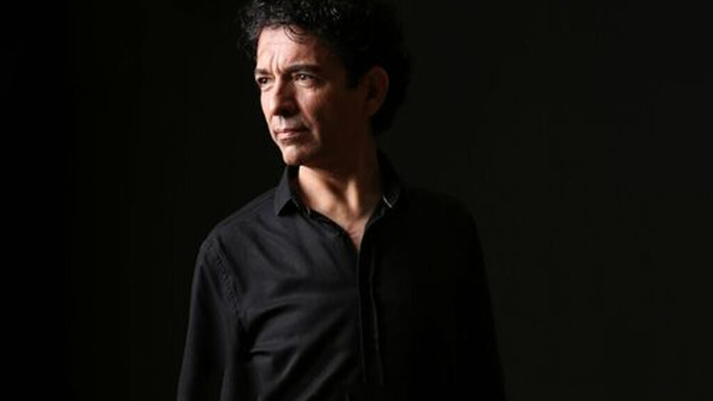 Oğuz Aksaç – Mektebin Bacaları video