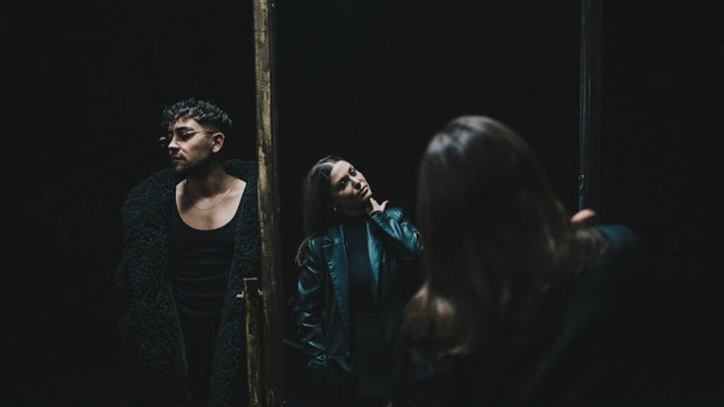 Samet Kardeşler & Sıla Şahin – Alsınlar video