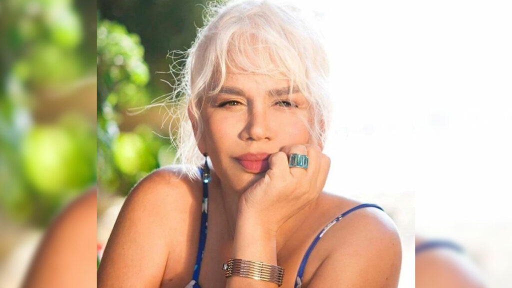 Sezen Aksu – Karşıyım video