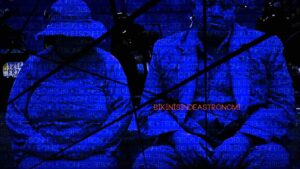 Son Feci Bisiklet – Bikinisinde Astronomi Şarkı Sözleri