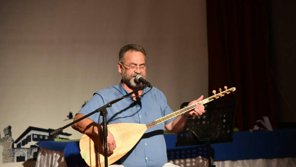 Tolga Çandar – Evlerinin Önü Mersin video