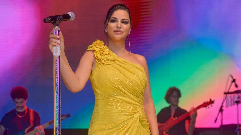 Zara – Seni Yazdım Kalbime video