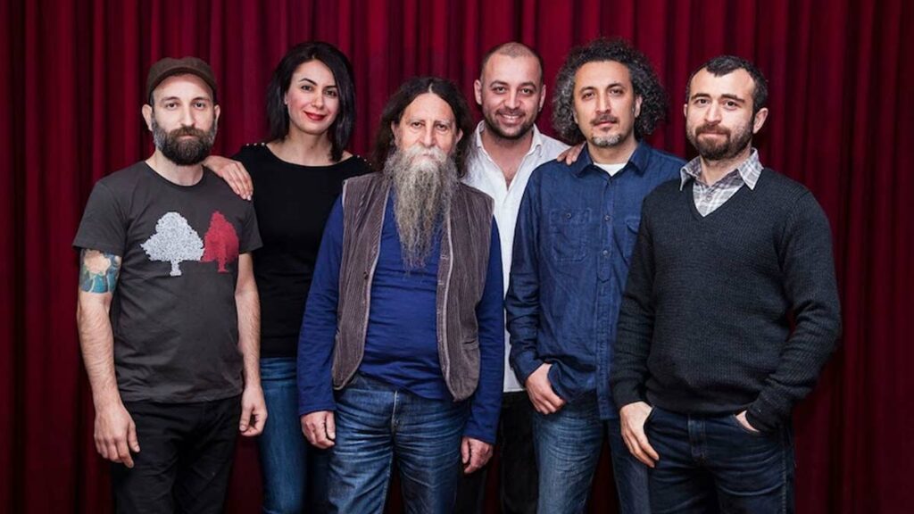 Ezginin Günlüğü – 1980 (Sigaramın Dumanına Sarsam) video