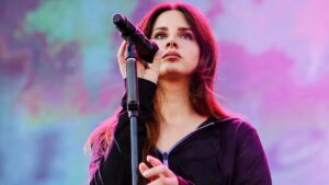 Lana Del Rey – Young And Beautiful Şarkı Sözleri