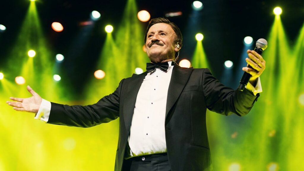 Selami Şahin – Seninle Başım Dertte video