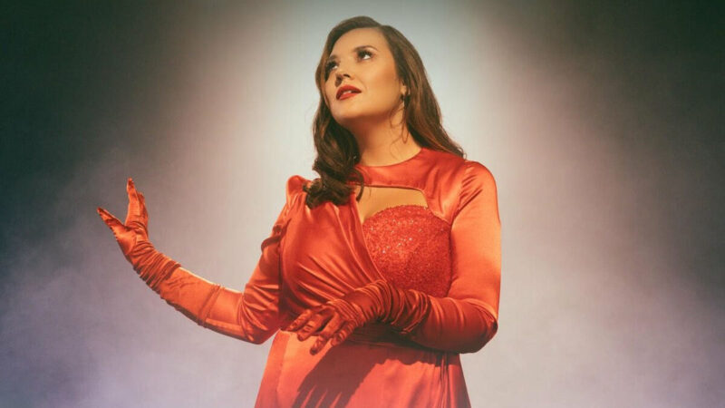 Tuğçe Kandemir – Kurban Olduğum Şarkı Sözleri