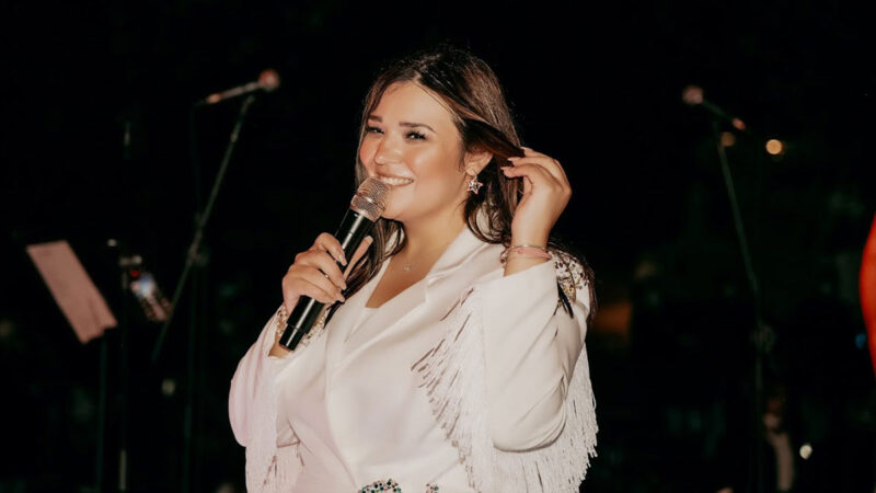 Tuğçe Kandemir – Yelkovan Şarkı Sözleri