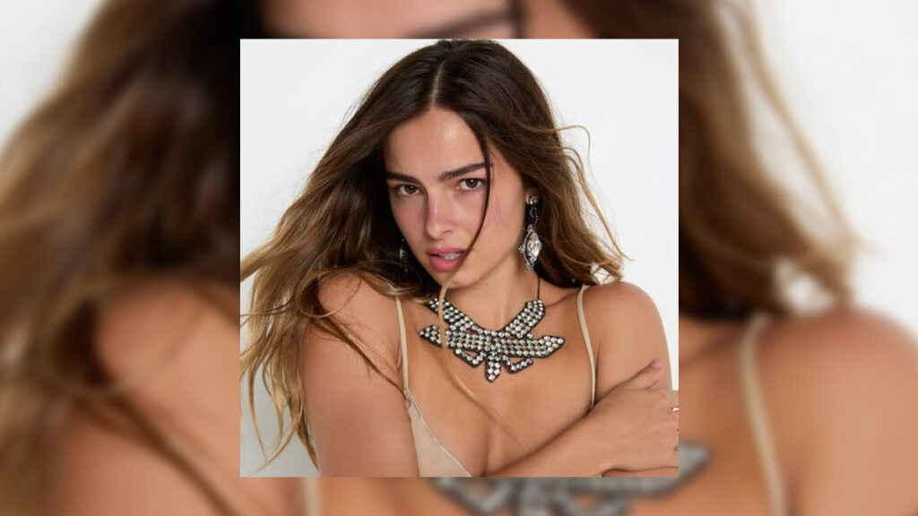 Addison Rae – Diet Pepsi video