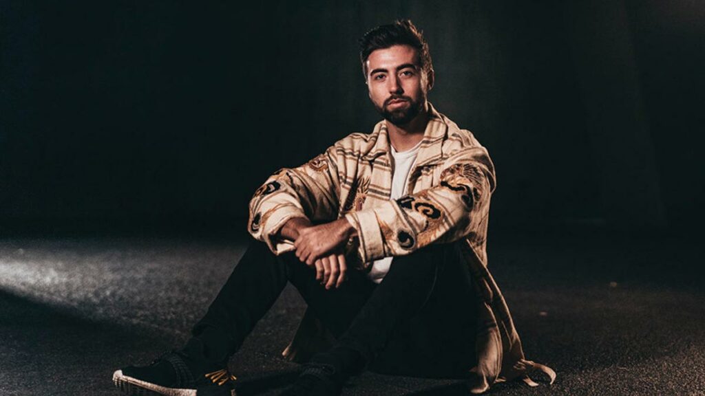 Aden Foyer – The Ballet Girl video