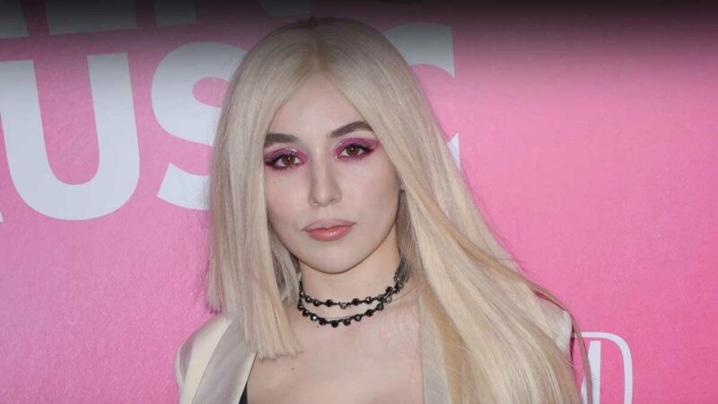 Ava Max – Who's Laughing Now Şarkı Sözleri