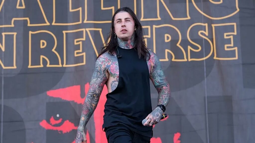 Falling In Reverse – Prequel video