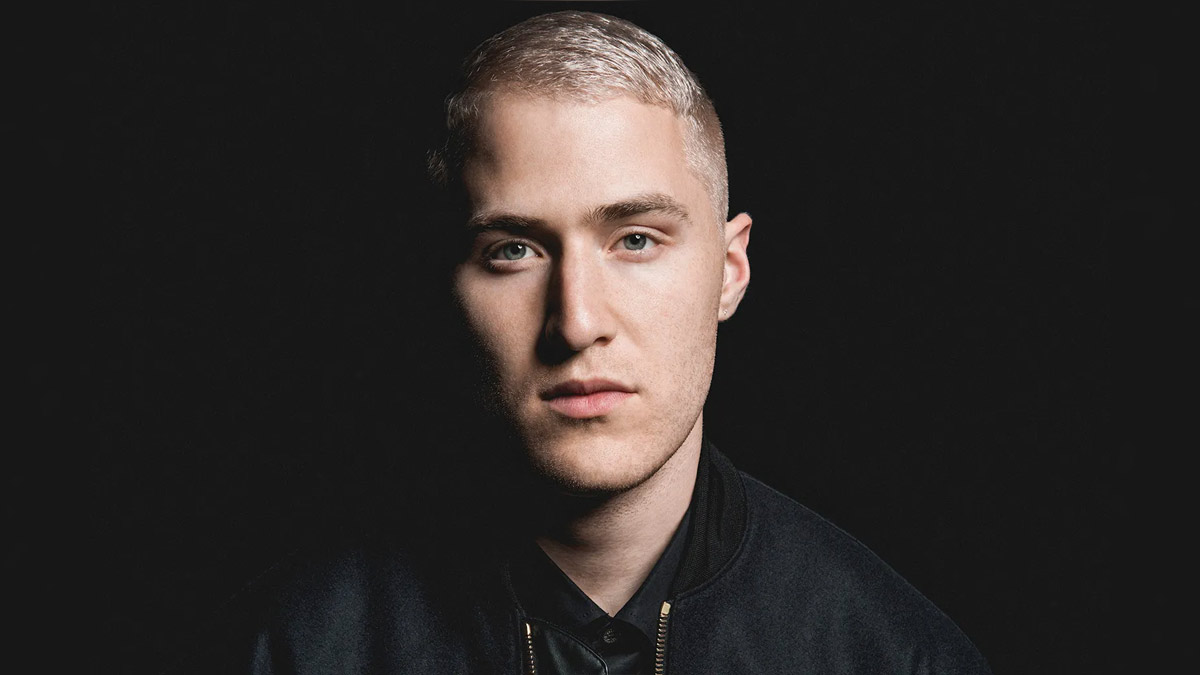 Mike Posner feat. Stanaj & Yung Bae – Momma Always Told Me Şarkı Sözleri