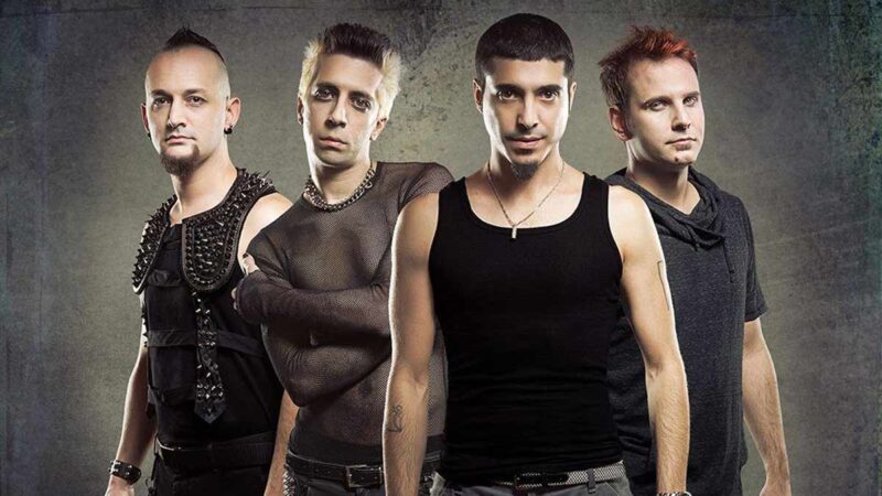 Manga – Fly to Stay Alive Şarkı Sözleri