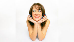 Melis Fis – Yalan Şarkı Sözleri