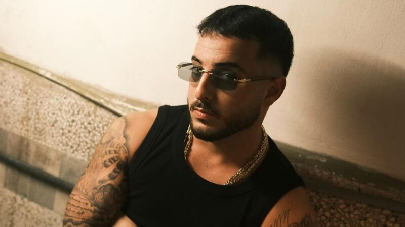 Ati242 – Yıldızlar Parlar Şarkı Sözleri