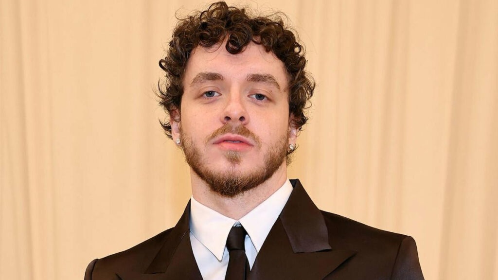 Jack Harlow – Lovin On Me video