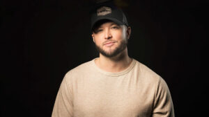 Kelsey Hart – Life With You Şarkı Sözleri