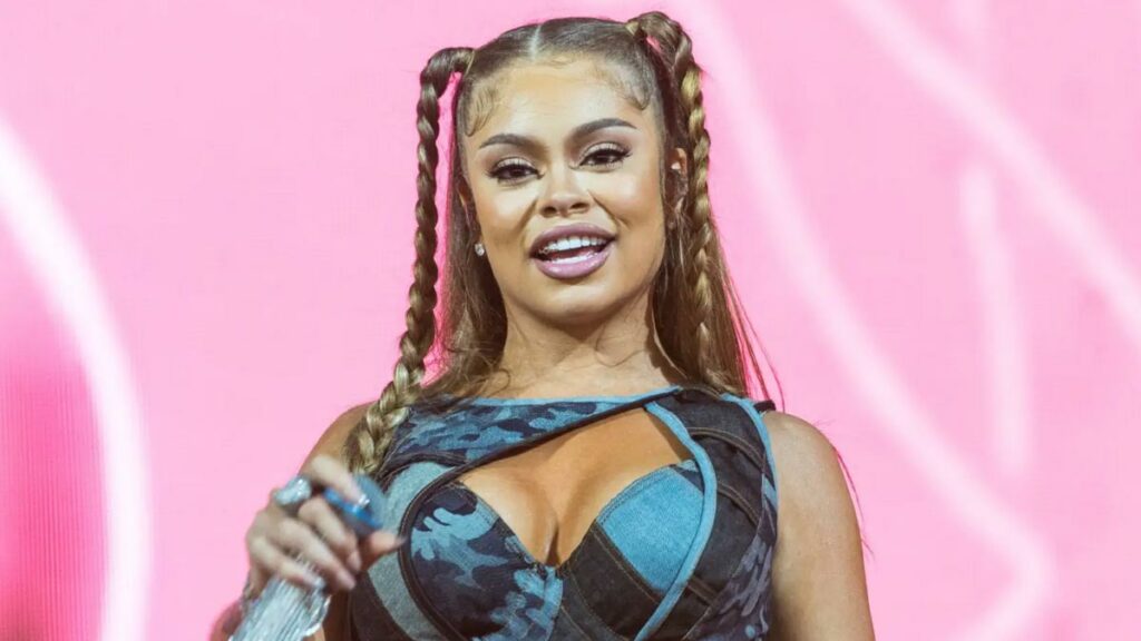 Latto – Brokey video