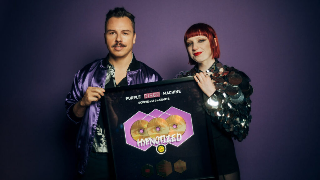 Purple Disco Machine & Sophie and the Giants – In the Dark video