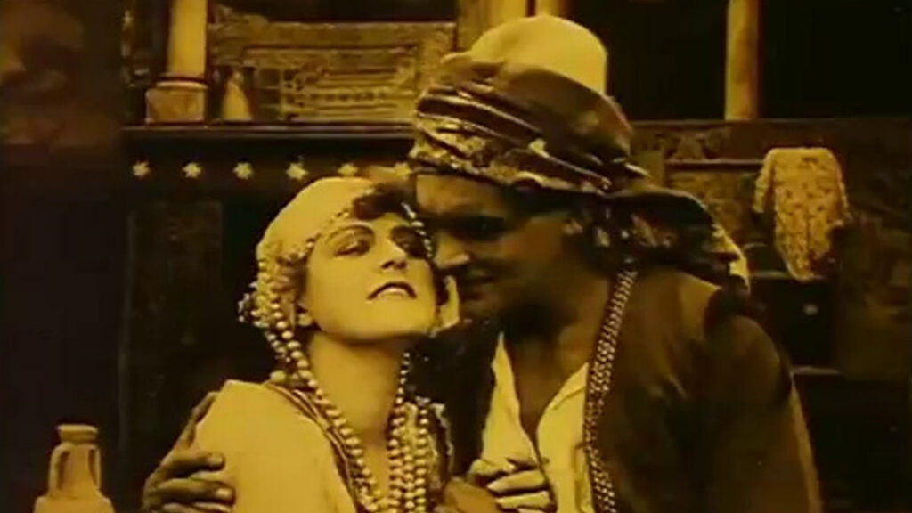 Baba ZuLa & Brenna MacCrimmon – Bir Sana Bir De Bana video