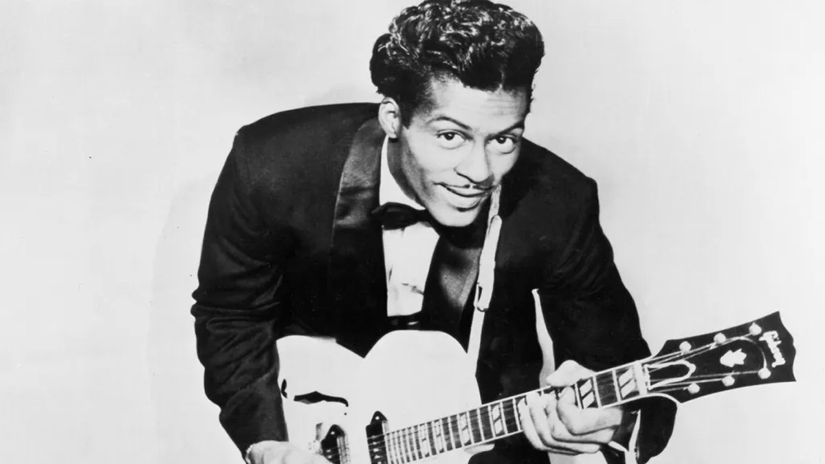 Chuck Berry – Run Rudolph Run Şarkı Sözleri