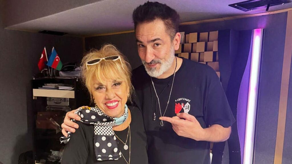 Kamuran Akkor & Sagopa Kajmer – Bir Ateşe Attın Beni video