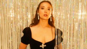 Laufey – Winter Wonderland Şarkı Sözleri