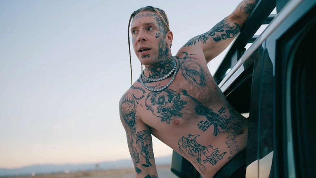 Tom MacDonald – Let It Snow (Remix) video