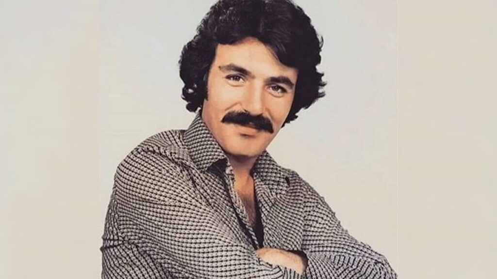 Ferdi Tayfur – Ben de Özledim video