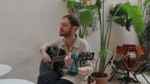 Koyu – Bal Şarkı Sözleri