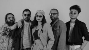 Geceyi Kurtar & Zibo – Ankara Ayazı Şarkı Sözleri