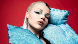 Giz – Gözü Doymazsın Şarkı Sözleri