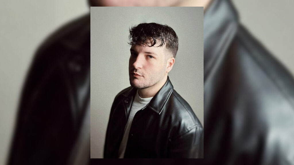 Göksel İpekçi – Mecburum video