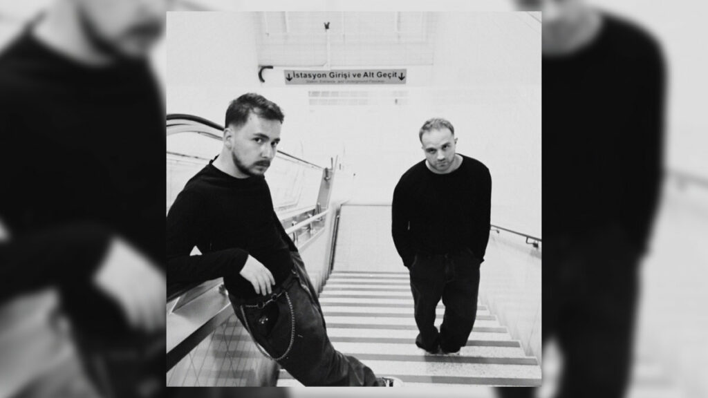 SALİ & Archie – Donuk Renkler video