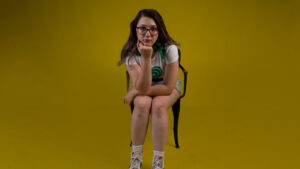 Aybüke Poçan – Hiç Dokunmamış Gibi Şarkı Sözleri