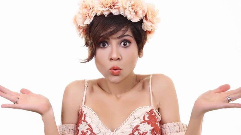 Aydilge – Hayat Şaşırtır Şarkı Sözleri