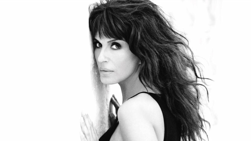 Ayşegül Aldinç – O Kız video