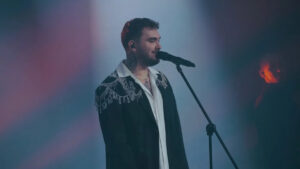 Çağan Şengül – Başka Aşka Tanrı Şarkı Sözleri