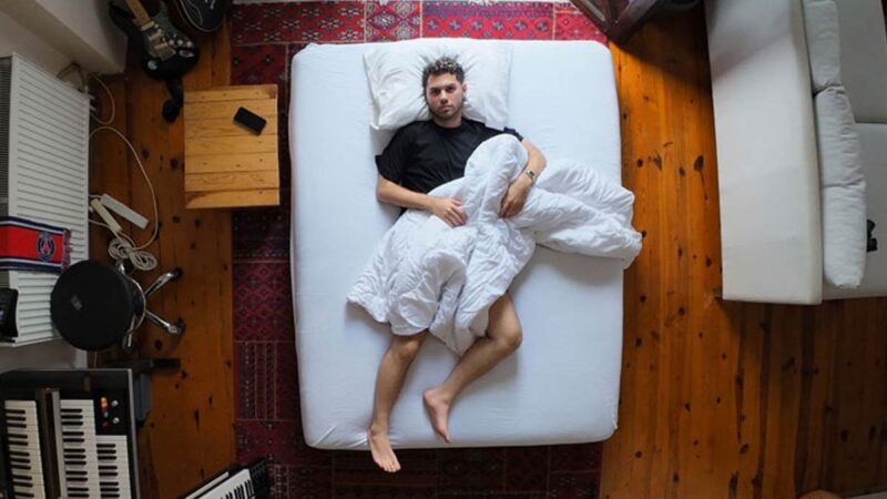 Evdeki Saat – Tavan Şarkı Sözleri