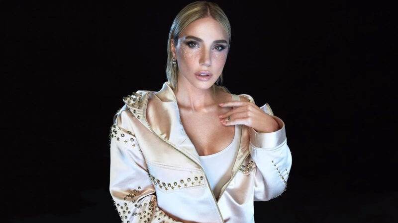 Gülşen – Yurtta Aşk Cihanda Aşk Şarkı Sözleri